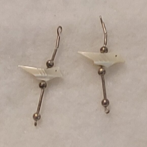 Native American Sterling Fetish Mother Of Pearl Birds Liquid Silver Earings - Picture 1 of 4
